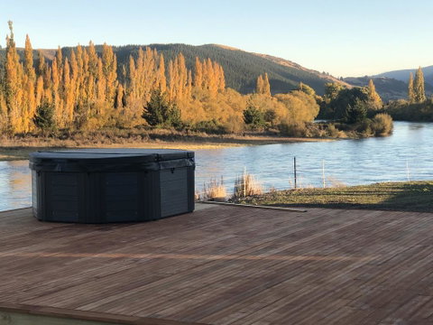 Mata-au Lodge - Accommodation New Zealand 1