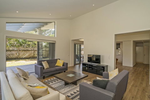 Matarangi Marvel - Matarangi Holiday Home - Accommodation New Zealand 1