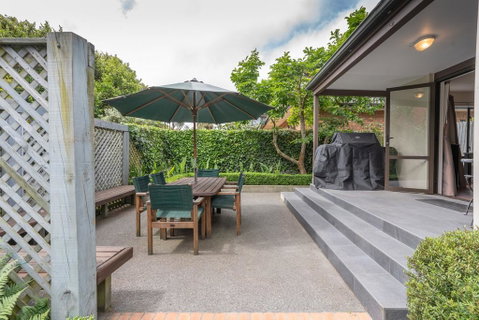 McDougall Of Merivale - Accommodation New Zealand 3
