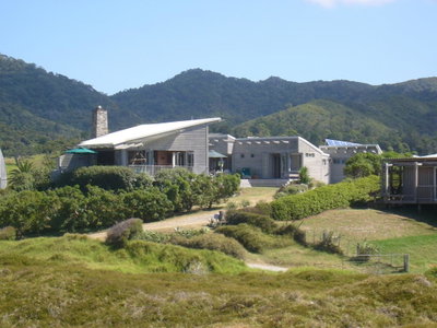 Medlands Beach Lodge