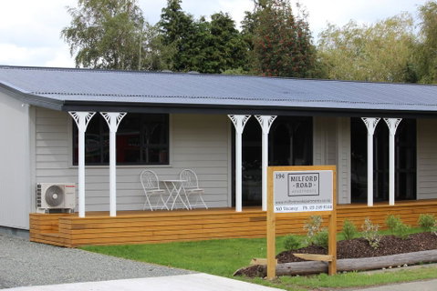 Milford Road Apartments - Accommodation New Zealand 1