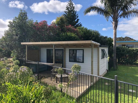 Mount And Surf View Cabin - Accommodation New Zealand 2
