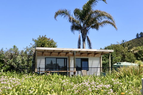 Mount And Surf View Cabin - Accommodation New Zealand 0