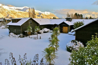 Mountain Range Lodge
