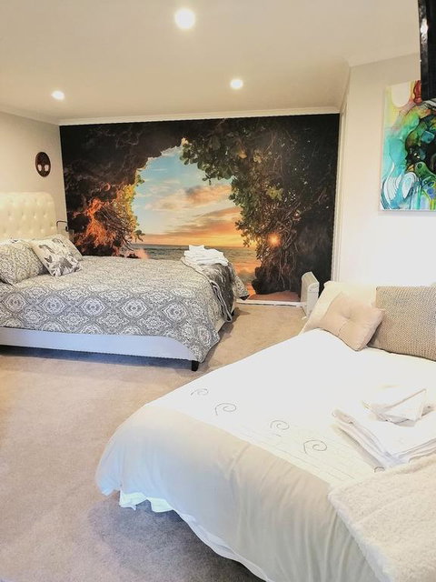 Nature's Hideout On 33 - Accommodation New Zealand 3