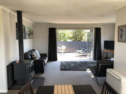 Nest On Jollie - Accommodation New Zealand 1