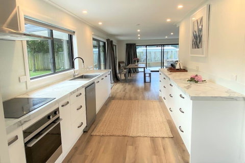 Newly Renovated Tranquillity On Stone Street - Accommodation New Zealand 3