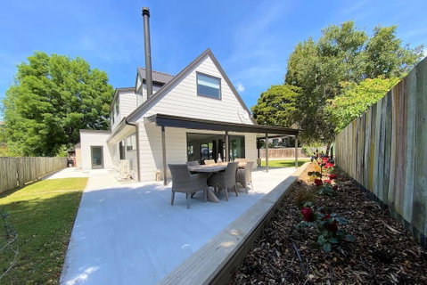 Newly Renovated Tranquillity On Stone Street - Accommodation New Zealand 0