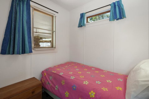 North Cole Cottage - Hatepe Lake Front And Pet Friendly Holiday Home - Accommodation New Zealand 3