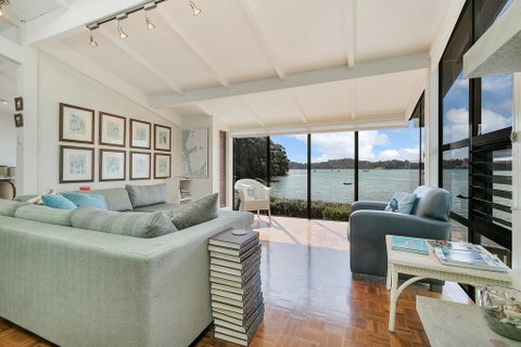 On The Beach - Mahurangi West Holiday Home - Accommodation New Zealand 2