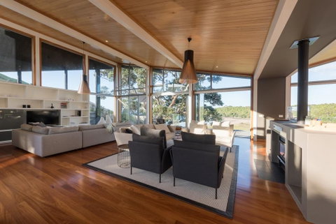 Otaha Beachfront Lodge By Touch Of Spice - Accommodation New Zealand 2