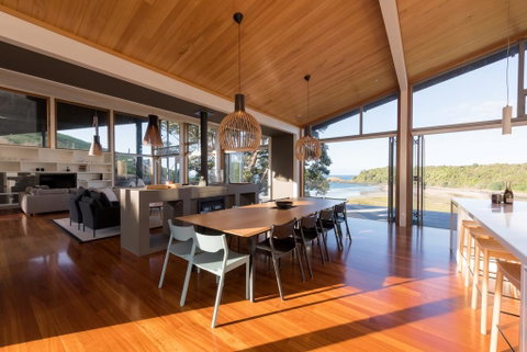 Otaha Beachfront Lodge By Touch Of Spice - Accommodation New Zealand 1