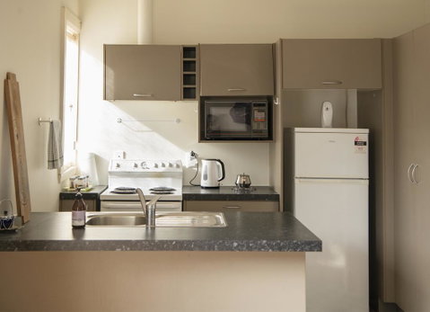 Parade's Hideaway - Napier Holiday Home - Accommodation New Zealand 1
