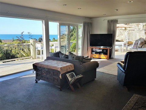 Paradise At Pohara - Accommodation New Zealand 2