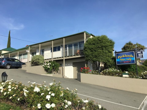 Parklands Motor Lodge - Accommodation New Zealand 1