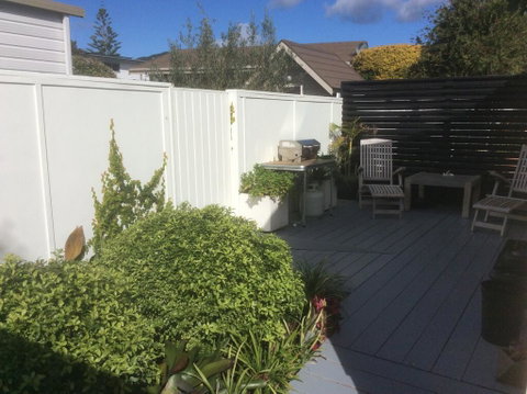 Pauanui Point Apartment - 2 Mins From Beach - Accommodation New Zealand 1