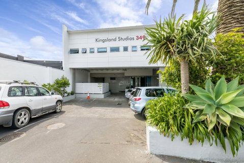 Perfect For Family! Cozy Room In Prime Kingsland Location! - Accommodation New Zealand 0