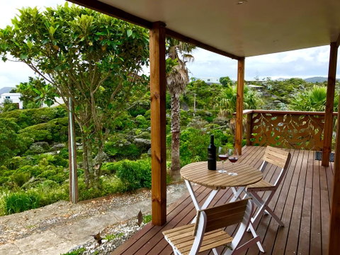 Piha Tiny House - Accommodation New Zealand 2