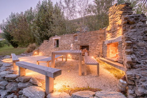 Pinnacle Villa By MajorDomo - Accommodation New Zealand 3