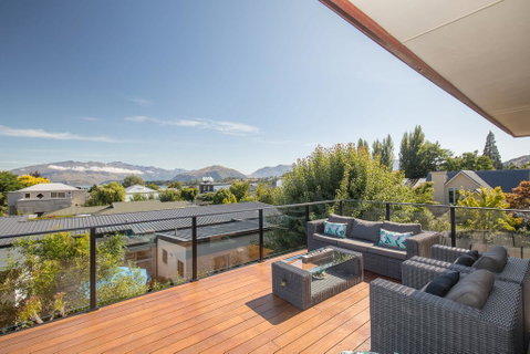 Pip's Lakeview Retreat - Accommodation New Zealand 1