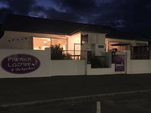 Piwaka Lodge