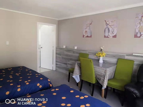 Private Large Double Room - Accommodation New Zealand 2