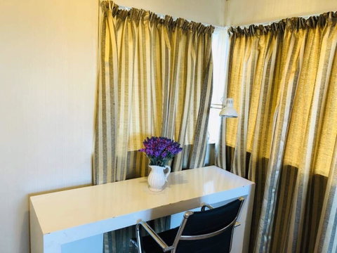Private Sunshine With A Seaview - Accommodation New Zealand 0