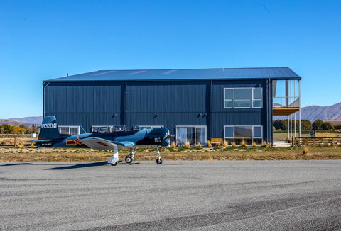 Pukaki Air Lodge - Accommodation New Zealand 0