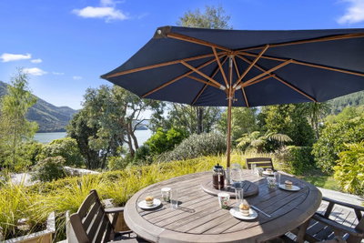 Pukenui Paradise - Havelock Holiday Home