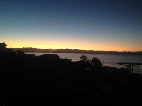 Queens Sea View B&B - Accommodation New Zealand 3