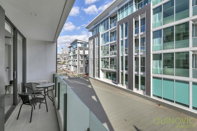 Quinovic Viaduct Vibrant Harbour Apartment