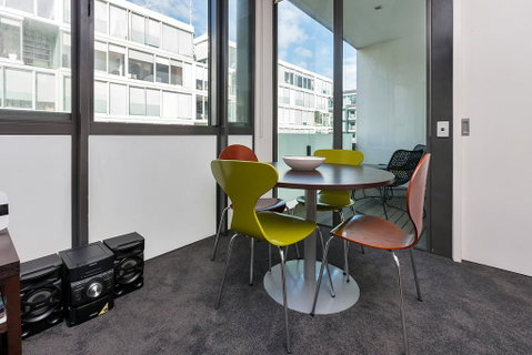 QV Lighter Quay Viaduct Harbour - 331 - Accommodation New Zealand 3