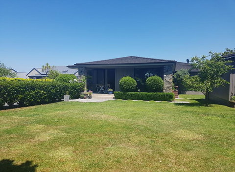 R&R Retreat Lake Taupo - Accommodation New Zealand 1