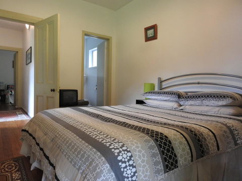 Rata Lodge Backpackers - Accommodation New Zealand 0