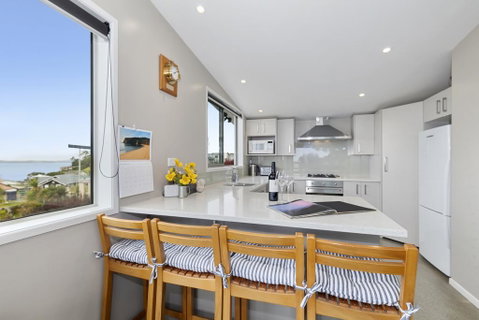 ReLax - Leigh Holiday Home - Accommodation New Zealand 3