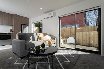 Relax And Unwind - Central City Townhouse