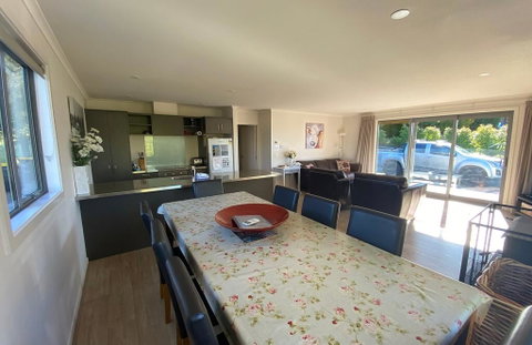 Ribbonwood Cottage - Accommodation New Zealand 3