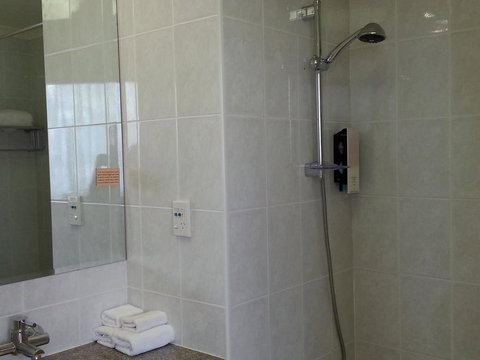Riddiford Hotel - Accommodation New Zealand 3