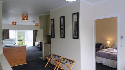 Riverside Accommodation - Accommodation New Zealand 2