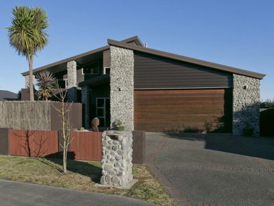 Riverstone Holiday Home - Taupo Holiday Home