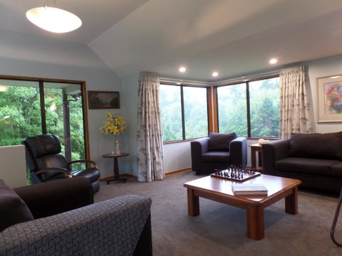 Riverstone House - Accommodation New Zealand 2