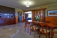 Admiral Creighton Bed  Breakfast