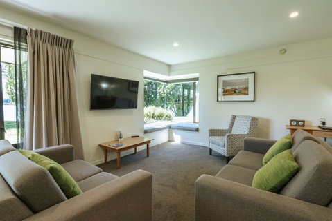 Edgewater - Accommodation New Zealand 5