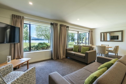 Edgewater - Accommodation New Zealand 4