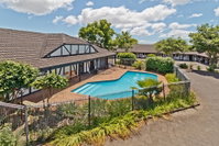 Oakwood Manor Motor Lodge
