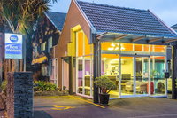 Best Western Newmarket Inn  Suites