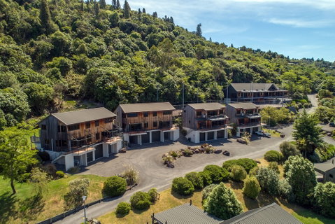 Oreti Village Resort - Accommodation New Zealand 0