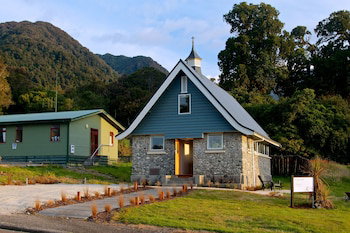 The Church At FOX - Accommodation New Zealand 3