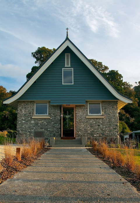 The Church At FOX - Accommodation New Zealand 6