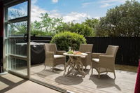 Martinborough Mews